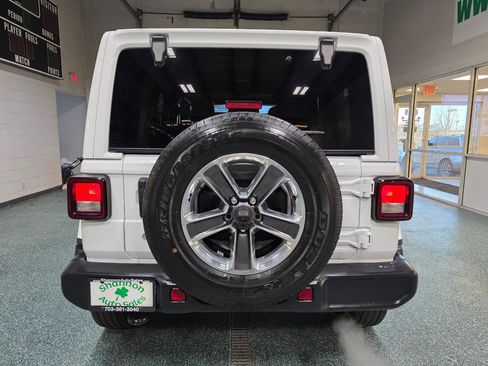 Used 2020 Jeep Wrangler Unlimited Sahara w/ Uconnect 4C Nav & Sound Group image 8
