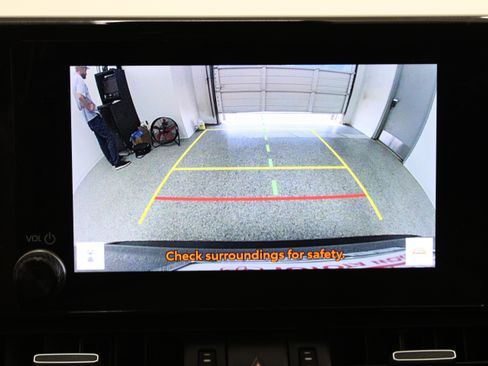 Used 2023 Toyota RAV4 XLE Premium FWD image 21