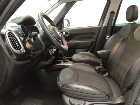 Used 2019 FIAT 500L Pop image 17