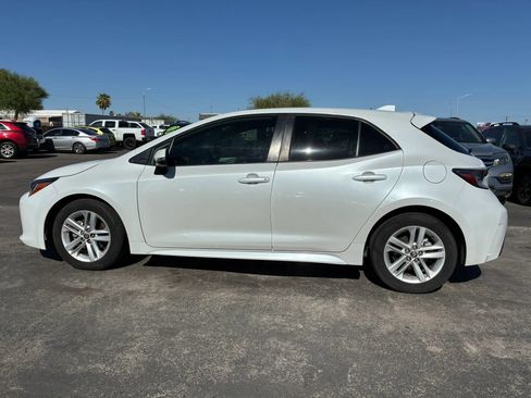 Used 2022 Toyota Corolla SE w/ Carpet Mat Package (TMS) FWD image 3