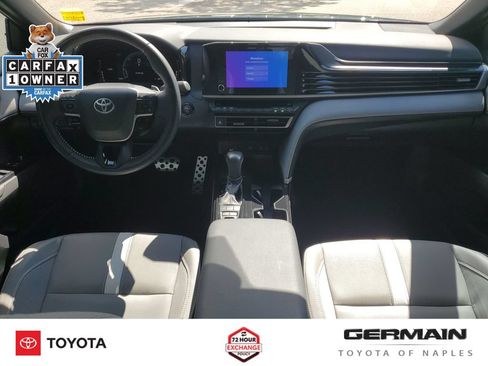 Used 2025 Toyota Camry SE w/ Convenience Package FWD image 18