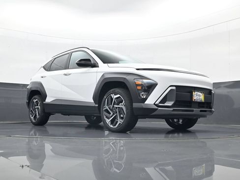 New 2026 Hyundai Kona SEL Premium AWD/4WD image 24