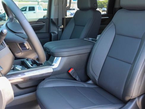 New 2026 Chevrolet Silverado 3500 High Country AWD/4WD image 48