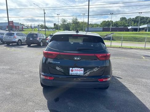 Used 2017 Kia Sportage LX AWD/4WD image 7