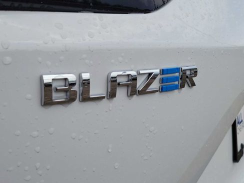 New 2025 Chevrolet Blazer EV LT FWD image 16