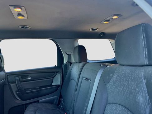 Used 2016 GMC Acadia SLE FWD image 22