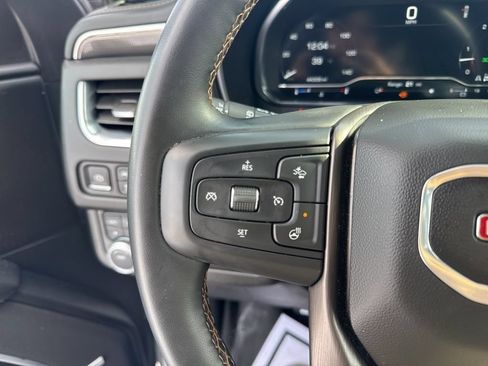 Used 2024 GMC Yukon AT4 AWD/4WD image 33