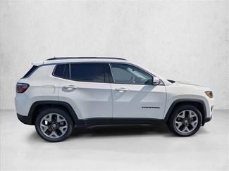 Used 2019 Jeep Compass Limited FWD video 4