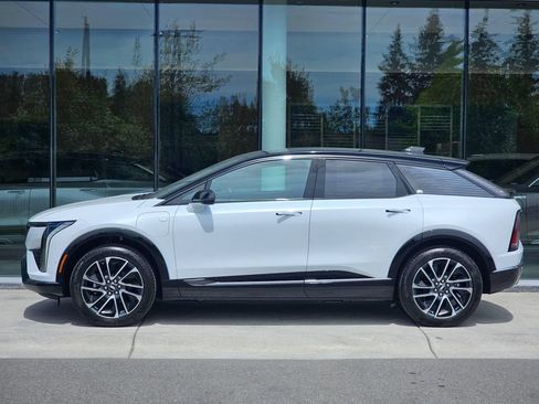 New 2026 Cadillac Optiq Sport 1 AWD/4WD image 2