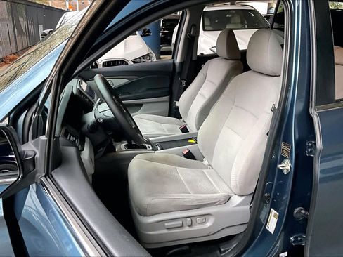 Used 2017 Honda Pilot EX image 7