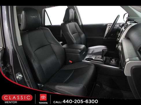 Used 2022 Toyota 4Runner TRD Sport w/ Technology Package AWD/4WD image 17