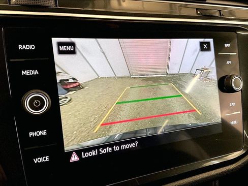 Used 2019 Volkswagen Tiguan SEL Premium R-Line w/ 3rd Row Seat Package image 20