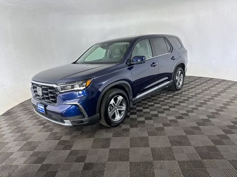 Used 2025 Honda Pilot EX-L image 5