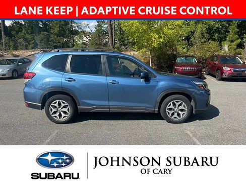 Used 2019 Subaru Forester Premium w/ All-Weather Package AWD/4WD image 3