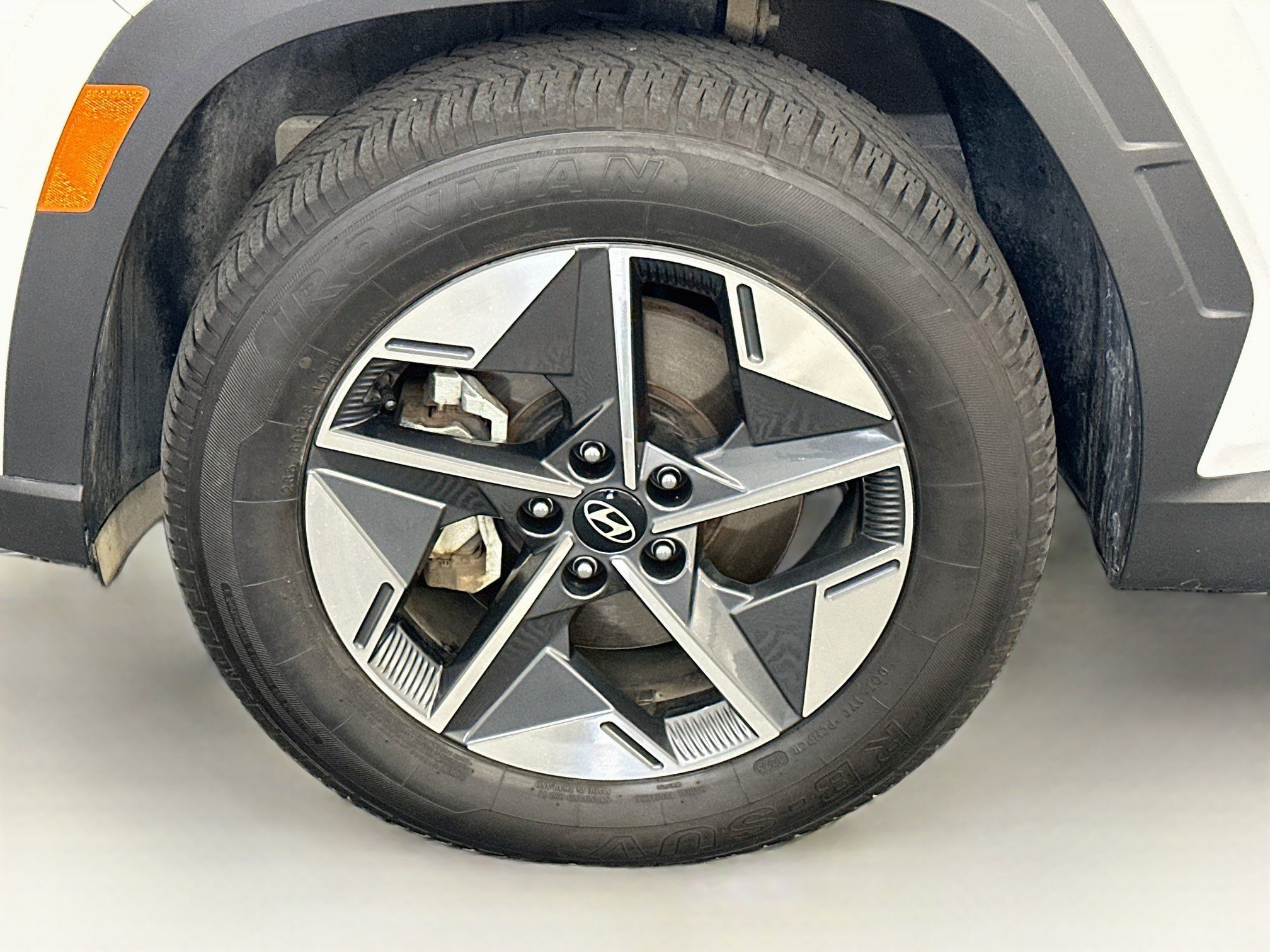 Used 2025 Hyundai Tucson SEL AWD/4WD image 35