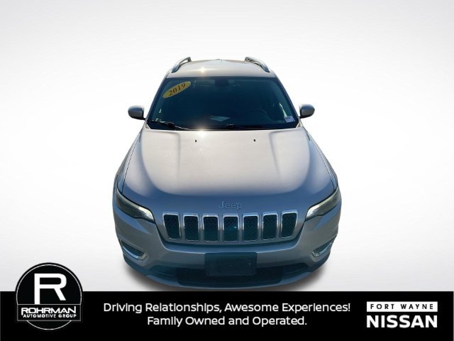Used 2019 Jeep Cherokee Limited AWD/4WD image 34