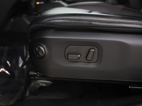 Used 2024 Jeep Wrangler Unlimited Sahara w/ Safety Group image 29