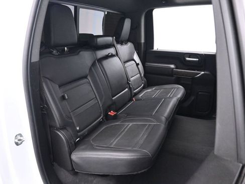 Used 2022 GMC Sierra 2500 Denali w/ Denali Ultimate Package AWD/4WD image 17