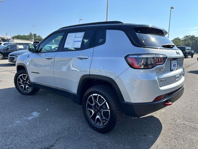 Used 2026 Jeep Compass Trailhawk AWD/4WD image 33