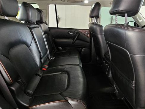 Used 2020 Nissan Armada SL image 17