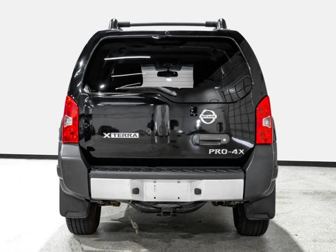 Used 2015 Nissan Xterra PRO-4X AWD/4WD image 6