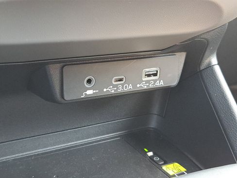 Certified 2025 Subaru Crosstrek 2.5i Sport image 31