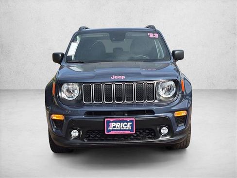 Used 2023 Jeep Renegade Latitude w/ Sun/Sound Group AWD/4WD image 2