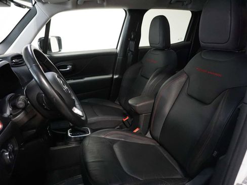 Used 2023 Jeep Renegade Trailhawk w/ Trailhawk Elite Group image 14