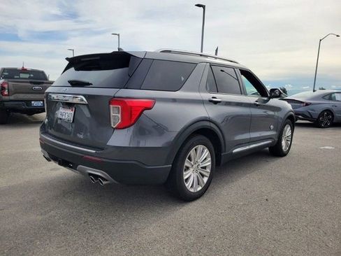 Used 2024 Ford Explorer King Ranch w/ Technology Package image 6