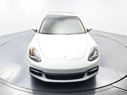 Used 2018 Porsche Panamera 4 image 44