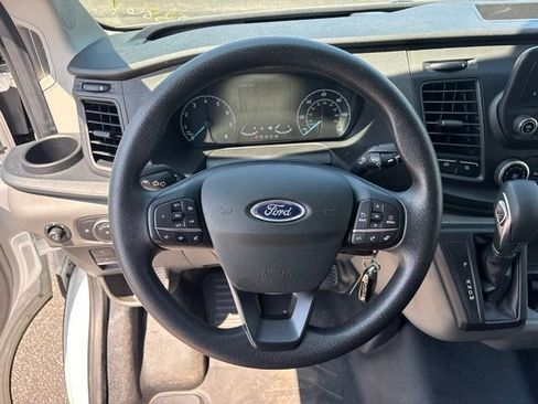 Used 2025 Ford Transit 250 Low Roof w/ Exterior Upgrade Package RWD image 33