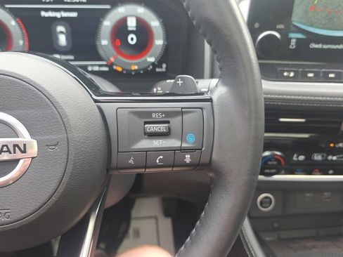 Used 2021 Nissan Rogue Platinum AWD/4WD image 27