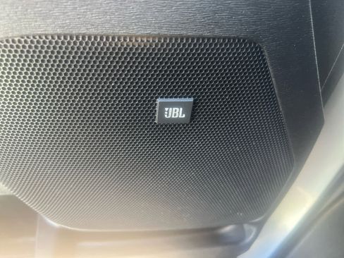 Certified 2017 Toyota Sienna Limited Premium image 20