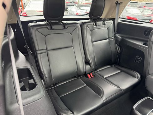 Used 2020 Lincoln Aviator Reserve w/ Equipment Group 202A image 16