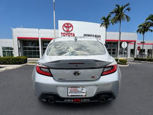 Used 2024 Toyota GR86 Premium RWD image 6