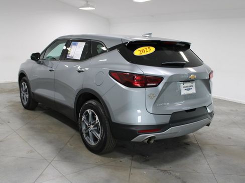 Used 2025 Chevrolet Blazer LT image 7