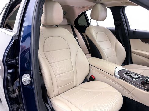 Used 2018 Mercedes-Benz C 300 Sedan image 33