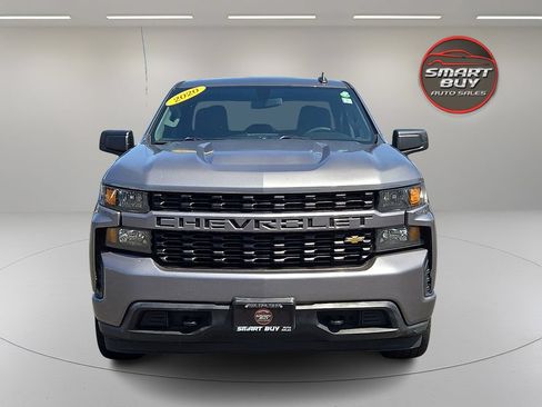 Used 2020 Chevrolet Silverado 1500 Custom w/ Custom Convenience Package AWD/4WD image 3