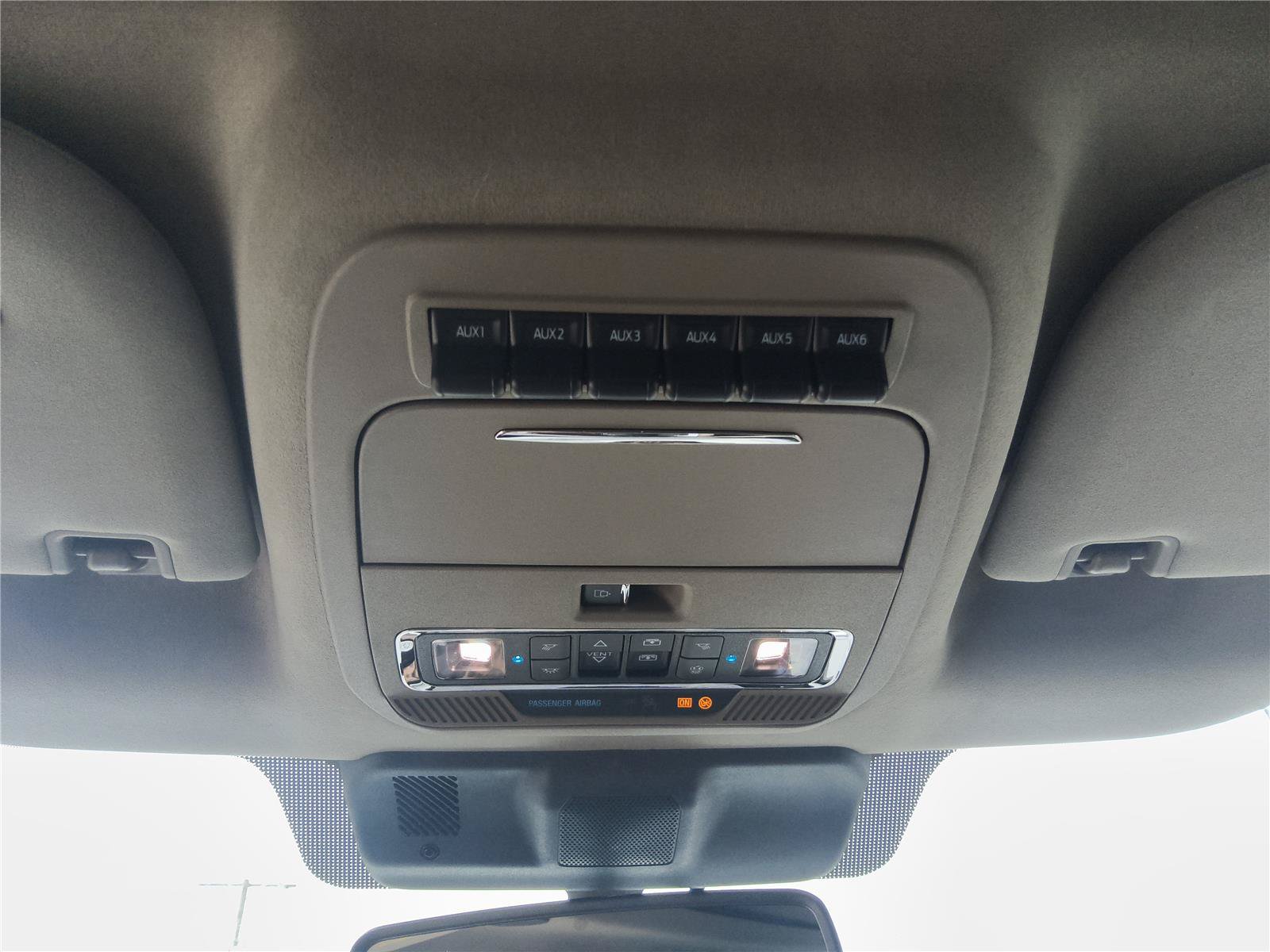 New 2027 Ford F250 Platinum w/ Platinum Plus Package AWD/4WD image 25