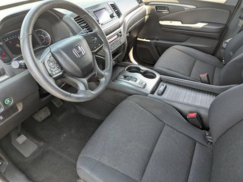 Certified 2020 Honda Passport Sport image 17