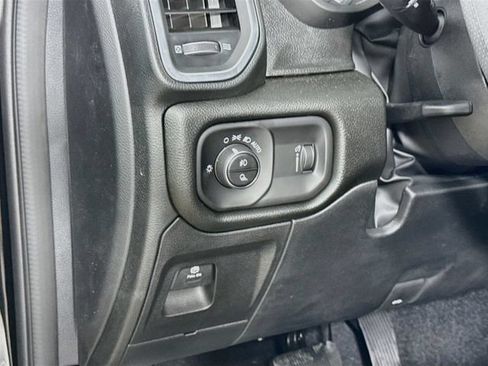 New 2026 RAM 1500 Express AWD/4WD image 10