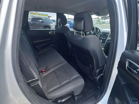 Used 2011 Jeep Grand Cherokee Laredo image 13