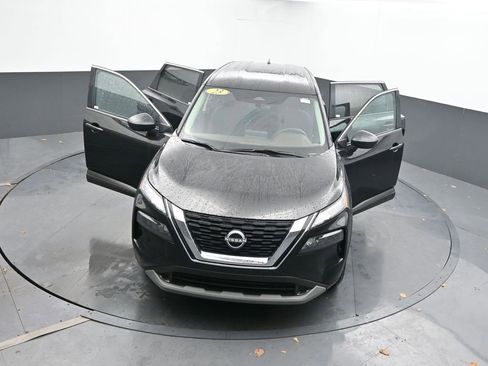 Used 2023 Nissan Rogue S image 48