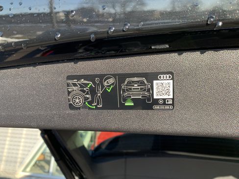 Certified 2025 Audi Q5 Premium Plus w/ Premium Plus image 20