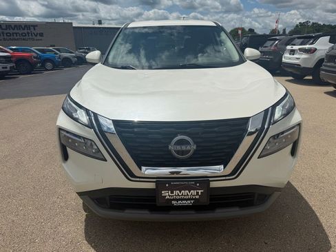 Used 2023 Nissan Rogue SV image 23