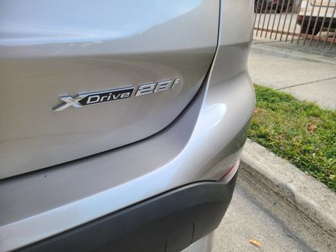 Used 2021 BMW X1 xDrive28i w/ Convenience Package image 18