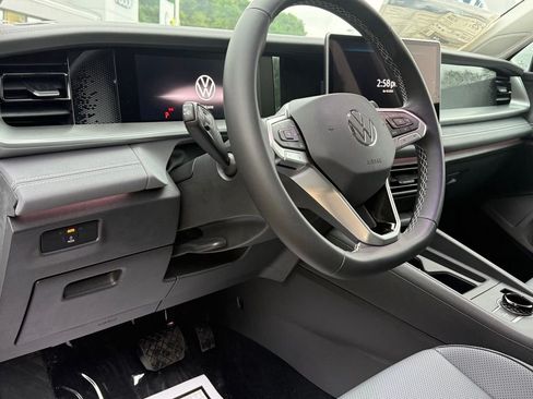 New 2026 Volkswagen Tiguan SE AWD/4WD image 27