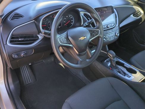 Certified 2024 Chevrolet Malibu LT image 10