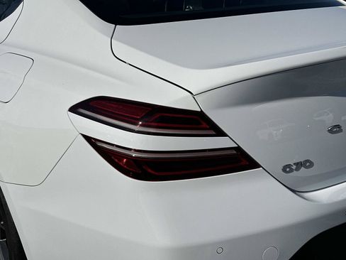 Used 2025 Genesis G70 3.3T Advanced AWD/4WD image 9