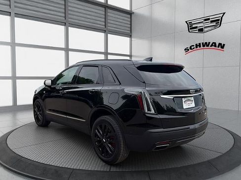Used 2025 Cadillac XT5 Sportv w/ LPO, Onyx Lite Package AWD/4WD image 6